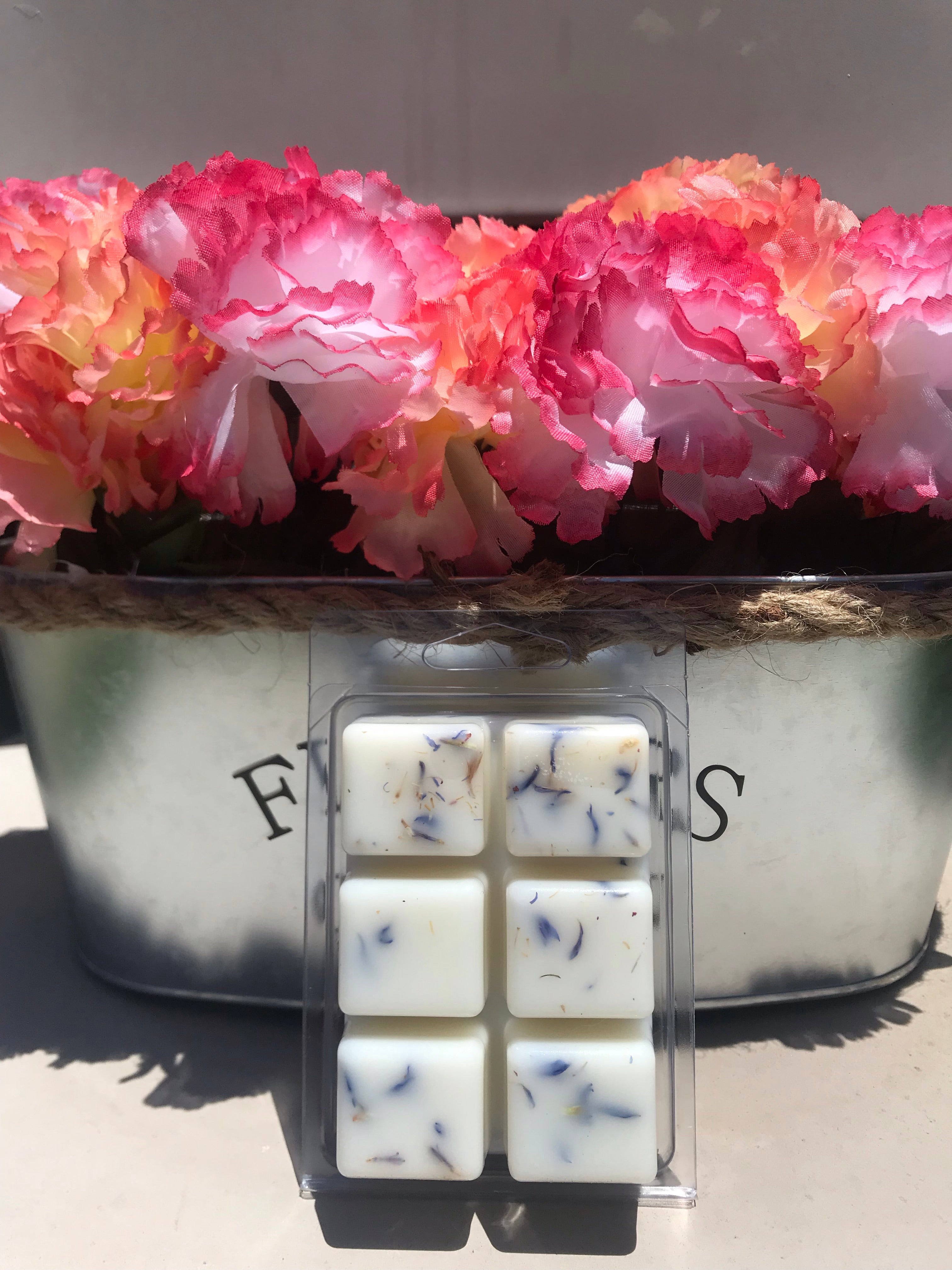 Wax and Oils Soy Wax Aromatherapy Scented Candles (Romance Wax Melts) 2.36 Ounces. Single